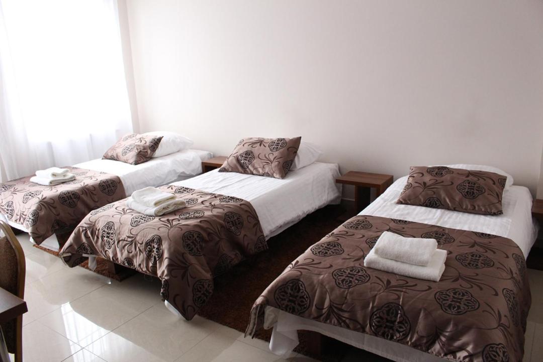 Belweder Apart otel Porosły Dış mekan fotoğraf