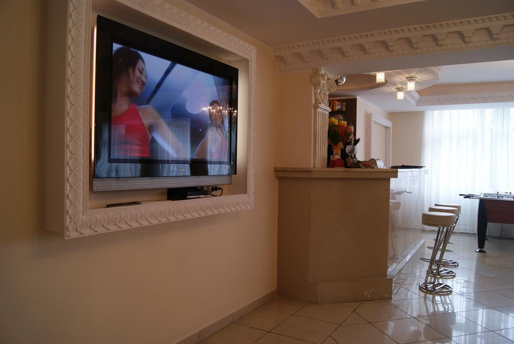Belweder Apart otel Porosły Dış mekan fotoğraf