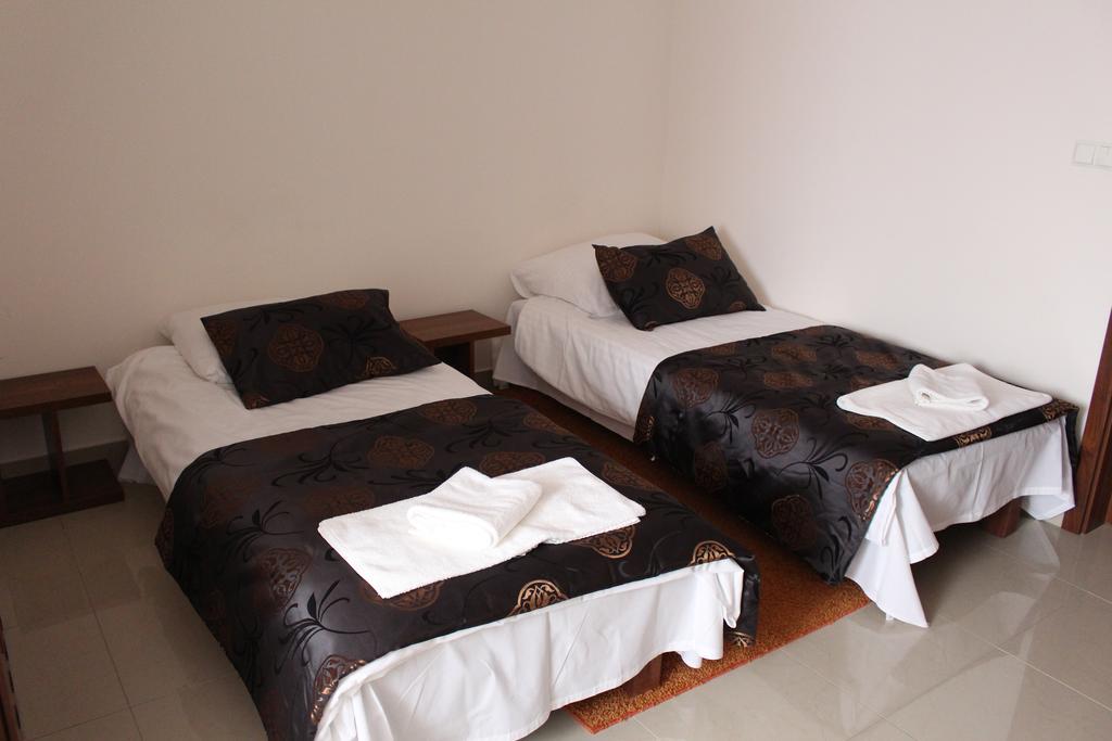 Belweder Apart otel Porosły Dış mekan fotoğraf